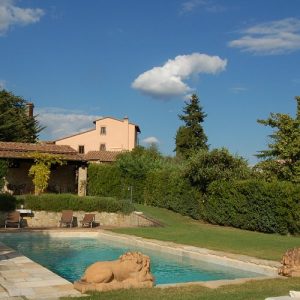 Canonica A Cerreto Toscana